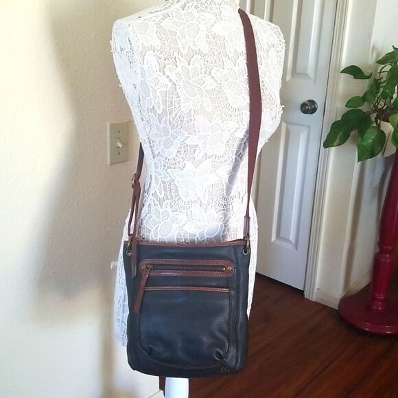 The Sak Leather Shoulder Bag/ Crossbody - Picture 1 of 11